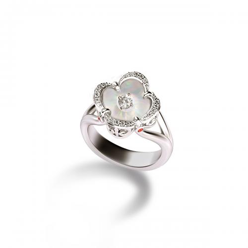 Illusia Diamond Ring